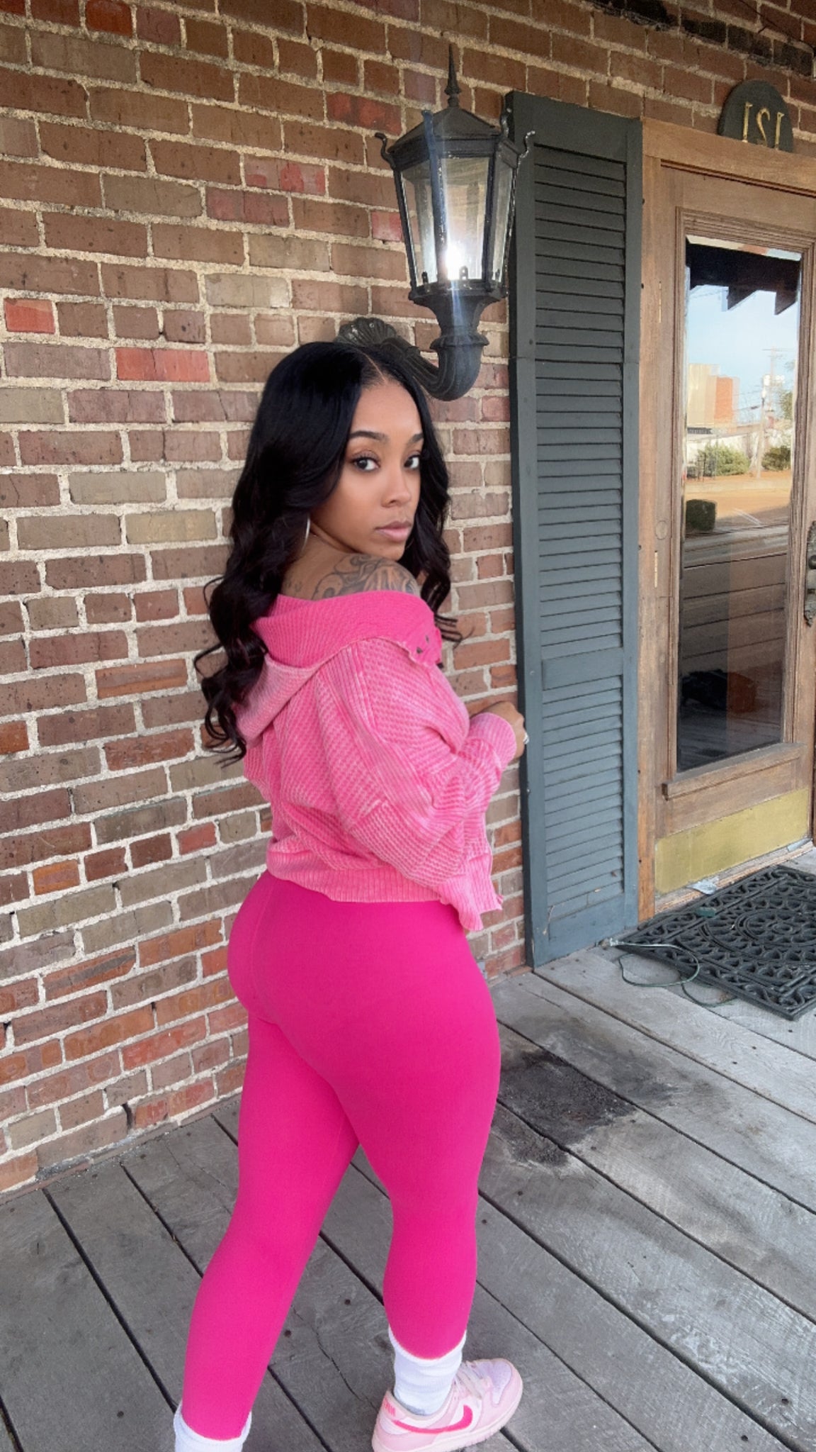 Ashely Ash Fuschia Set (Restock) ETA 1/22