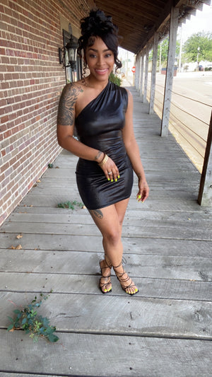 Gemini One shoulder dress (Black)